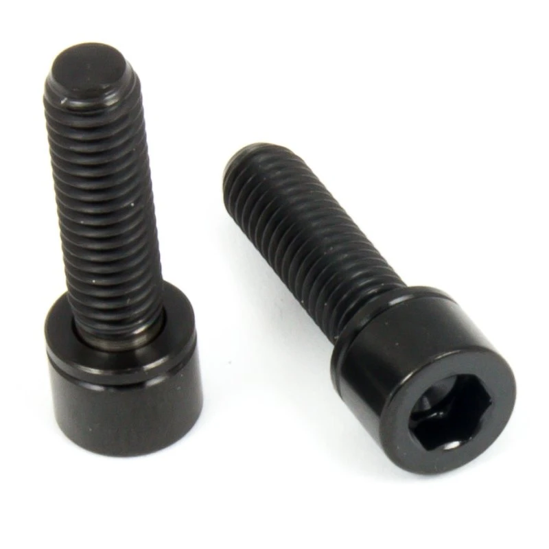 Titan Schrauben - Innensechskant Schmaler Zylinderkopf Mit Unterlegscheibe - Für Vorbauten 4 Titan Schrauben - Innensechskant Schmaler Zylinderkopf Mit Unterlegscheibe - Für Vorbauten – Bild 2